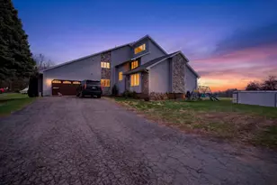 7551 Tucker Ln, Jackson, MI 49201 - Photo 5