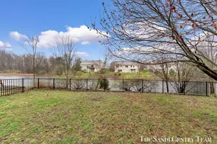 13429 Hidden Creek Dr, Grand Haven, MI 49417 - Photo 5