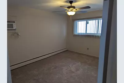 25337 S Montmartre Court #2, Oak Park, MI 48237 - Photo 3