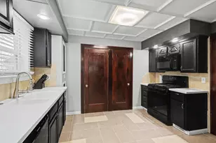 206 S Lakeview St, Sturgis, MI 49091 - Photo 5