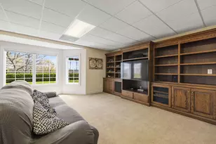 4915 Stockbridge Dr, Saint Joseph, MI 49085 - Photo 25