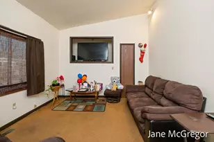 414 E Hackley Ave, Muskegon, MI 49444 - Photo 13