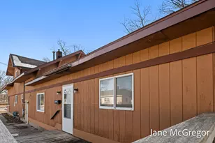 414 E Hackley Ave, Muskegon, MI 49444 - Photo 19