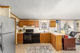360 E Tuttle Rd, Ionia, MI 48846 - Photo 15