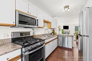 1040 Ada Pl Dr SE, Grand Rapids, MI 49546 - Photo 13
