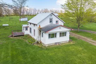 23476 Jefferson Center St, Cassopolis, MI 49031 - Photo 9