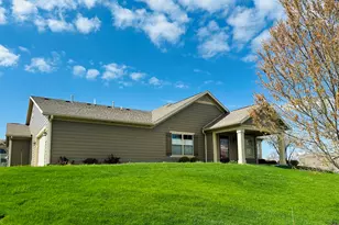 1229 Waterwalk Dr, Holland, MI 49423 - Photo 7