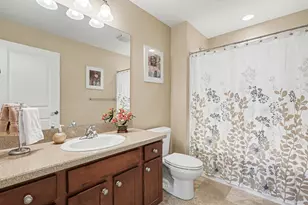 1229 Waterwalk Dr, Holland, MI 49423 - Photo 19