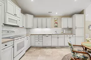 1229 Waterwalk Dr, Holland, MI 49423 - Photo 3