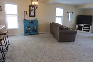 2122 Sherwood Ave, Holland, MI 49423 - Photo 9