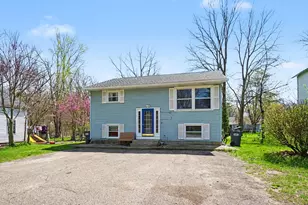 630 E St Joseph St, Paw Paw, MI 49079 - Photo 3