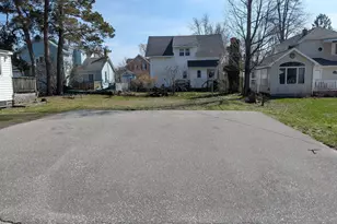 208 S Washington Ave, Ludington, MI 49431 - Photo 47