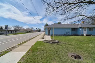 4990 Main St, Onekama, MI 49675 - Photo 5