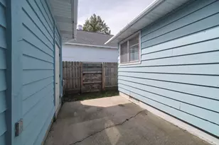 4990 Main St, Onekama, MI 49675 - Photo 57