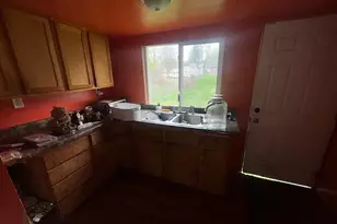 93 Webber St, Battle Creek, MI 49015 - Photo 11