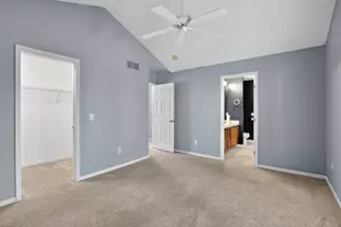 11437 Saddlebrook Cir, Pinckney, MI 48169 - Photo 17
