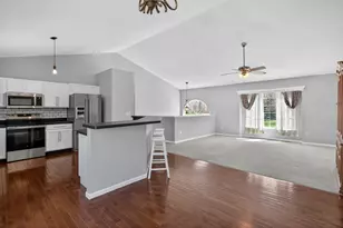 11437 Saddlebrook Cir, Pinckney, MI 48169 - Photo 11