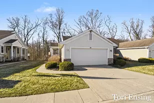 1421 Trl Vw Dr, Greenville, MI 48838 - Photo 3