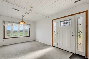 21583 Calvin Hill St, Cassopolis, MI 49031 - Photo 5