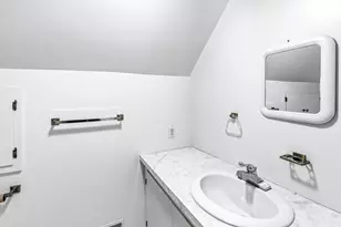 619 Lake St, Saint Joseph, MI 49085 - Photo 25
