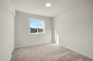 1037 Vertex Cir, Kalamazoo, MI 49009 - Photo 17