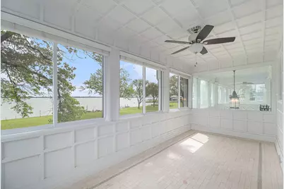 19123 Parke Lane, Grosse Ile, MI 48138 - Photo 29