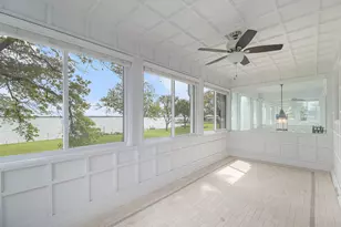 19123 Parke Ln, Grosse Ile, MI 48138 - Photo 29