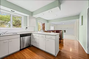 7023 Wild Ridge Ln, West Bloomfield, MI 48322 - Photo 5