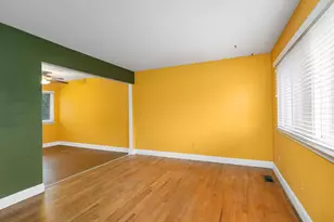 3045 Elstead St, Auburn Hills, MI 48326 - Photo 3