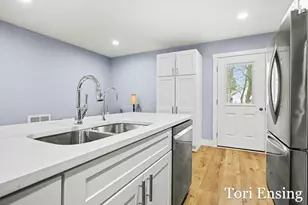 1111 E Pearl St, Greenville, MI 48838 - Photo 7