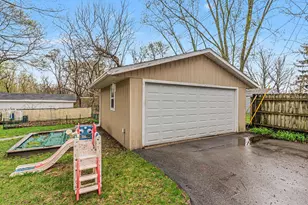 905 Michigan St, Brighton, MI 48116 - Photo 45