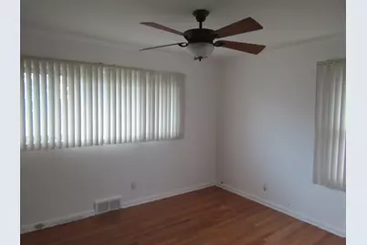 27182 Spring Arbor Drive, Southfield, MI 48076 - Photo 9