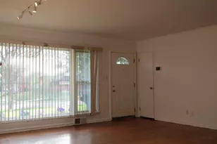 27182 Spring Arbor Dr, Southfield, MI 48076 - Photo 7