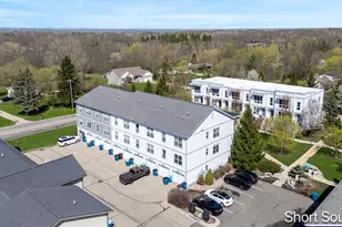 2090 Celadon Dr NE, Grand Rapids, MI 49525 - Photo 13