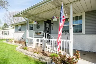 549 Manitou Rd, Saint Joseph, MI 49085 - Photo 5