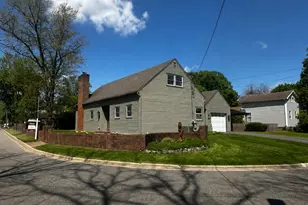 519 E Spruce St, Marshall, MI 49068 - Photo 55