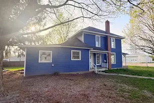2249 E Montgomery Rd, Hillsdale, MI 49242 - Photo 5