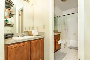 24684 Cashmere Ct, Southfield, MI 48033 - Photo 17