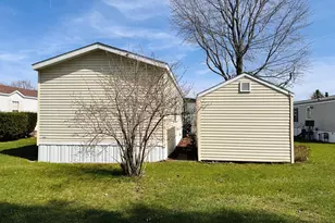 69205 Garver Lake Rd, Edwardsburg, MI 49112 - Photo 23