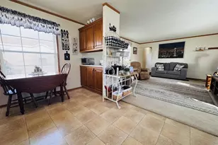 69205 Garver Lake Rd, Edwardsburg, MI 49112 - Photo 5