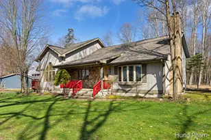 7724 W Lake Dr, Stanwood, MI 49346 - Photo 25