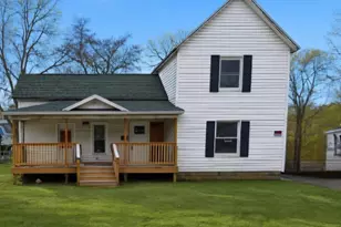 217 Lincoln St, Allegan, MI 49010 - Photo 1