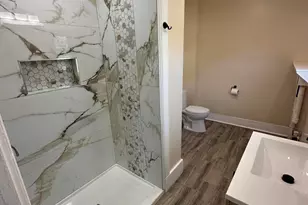 556 Cooper St, Jackson, MI 49201 - Photo 7