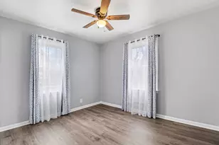 26645 Pembroke Ave, Bedford, MI 48240 - Photo 5