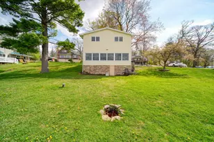 425 Oakwood Ave, Clark Lake, MI 49234 - Photo 47