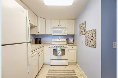 555 E William Street #24A, Ann Arbor, MI 48104 - Photo 13