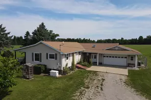 2812 Shoreline Dr, Lupton, MI 48635 - Photo 9