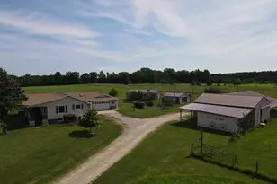 2812 Shoreline Dr, Lupton, MI 48635 - Photo 11