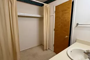 27420 Milton Ave, Warren, MI 48092 - Photo 17