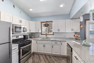 2481 S Shore Dr, Crystal, MI 48818 - Photo 9